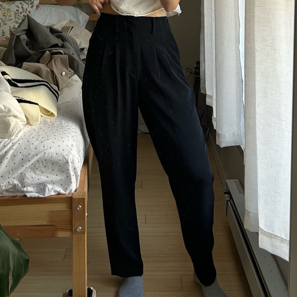 Uniqlo black pleated trousers size S